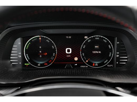 Skoda Octavia 1.4 TSI 245pk iV RS | Head-Up | Stoelen Elektrisch | Camera | 19" | Matrix ActivLease financial lease