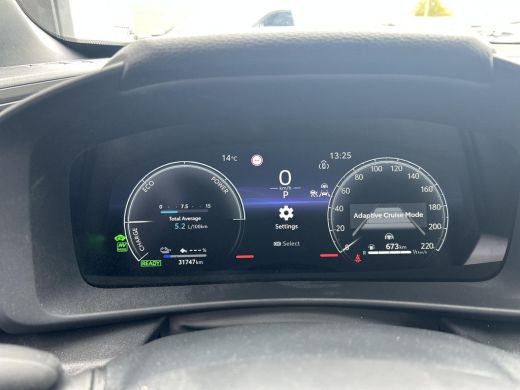 Toyota C-HR 2.0 Plug-in Hybrid 220 Dynamic ActivLease financial lease