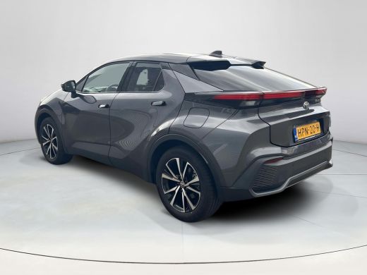 Toyota C-HR 2.0 Plug-in Hybrid 220 Dynamic ActivLease financial lease