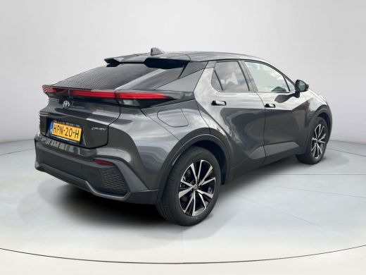 Toyota C-HR 2.0 Plug-in Hybrid 220 Dynamic ActivLease financial lease