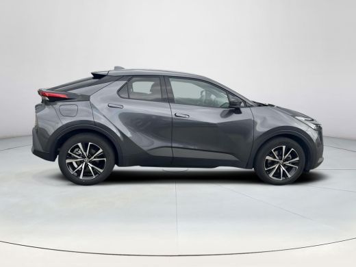 Toyota C-HR 2.0 Plug-in Hybrid 220 Dynamic ActivLease financial lease