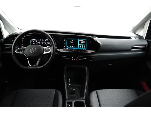 Volkswagen Caddy 1.5 eHybrid 150PK DSG-6 Life | NAVY BY APP | CAMERA | CLIMATE + ADAPT. CRUISECONTROL | KEYLESS START ActivLease financial lease