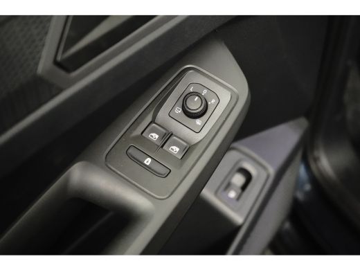 Volkswagen Caddy 1.5 eHybrid 150PK DSG-6 Life | NAVY BY APP | CAMERA | CLIMATE + ADAPT. CRUISECONTROL | KEYLESS START ActivLease financial lease