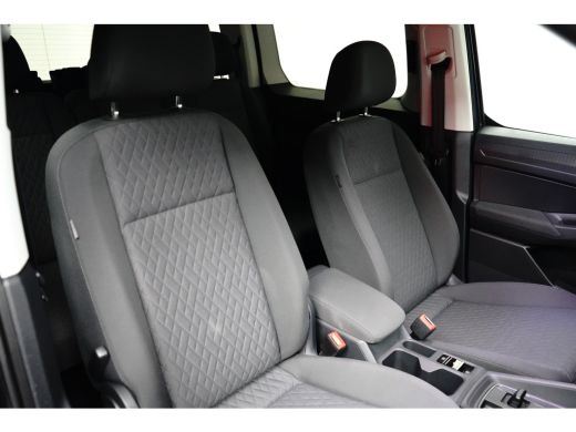 Volkswagen Caddy 1.5 eHybrid 150PK DSG-6 Life | NAVY BY APP | CAMERA | CLIMATE + ADAPT. CRUISECONTROL | KEYLESS START ActivLease financial lease