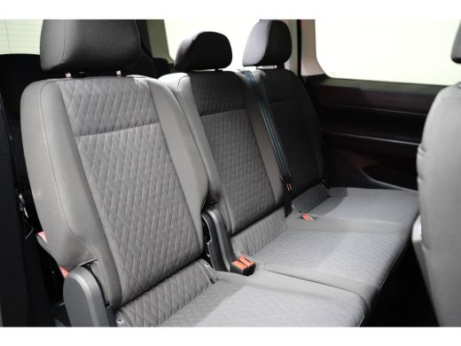 Volkswagen Caddy 1.5 eHybrid 150PK DSG-6 Life | NAVY BY APP | CAMERA | CLIMATE + ADAPT. CRUISECONTROL | KEYLESS START ActivLease financial lease