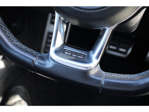 Volkswagen Golf 1.4 TSI PHEV GTE | Achteruitrijcamera | Airco (automatisch) | Bluetooth telefoonvoorbereiding ActivLease financial lease