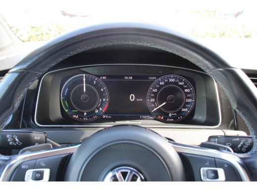 Volkswagen Golf 1.4 TSI PHEV GTE | Achteruitrijcamera | Airco (automatisch) | Bluetooth telefoonvoorbereiding ActivLease financial lease
