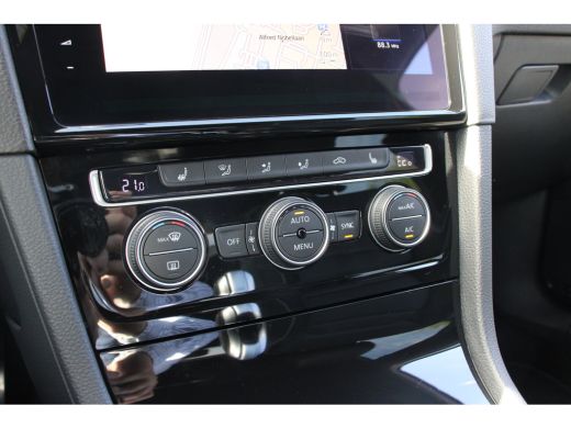 Volkswagen Golf 1.4 TSI PHEV GTE | Achteruitrijcamera | Airco (automatisch) | Bluetooth telefoonvoorbereiding ActivLease financial lease