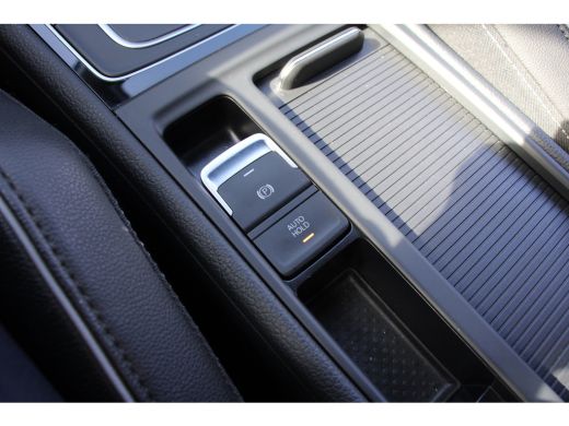 Volkswagen Golf 1.4 TSI PHEV GTE | Achteruitrijcamera | Airco (automatisch) | Bluetooth telefoonvoorbereiding ActivLease financial lease