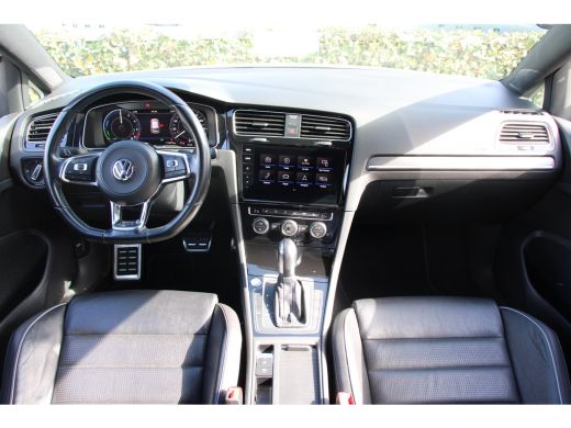 Volkswagen Golf 1.4 TSI PHEV GTE | Achteruitrijcamera | Airco (automatisch) | Bluetooth telefoonvoorbereiding ActivLease financial lease