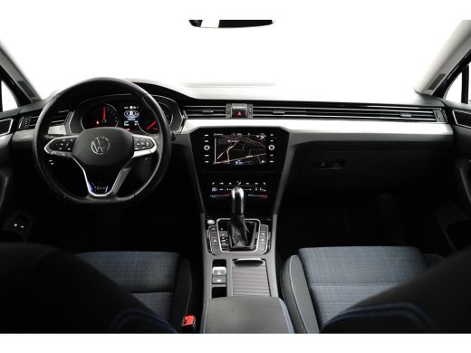 Volkswagen Passat Variant 1.4 TSI PHEV GTE Business | Achteruitrijcamera | Comfortstoel(en) | Matrix LED koplampen ActivLease financial lease