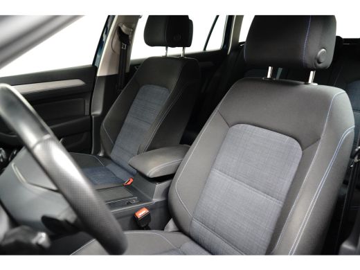 Volkswagen Passat Variant 1.4 TSI PHEV GTE Business | Achteruitrijcamera | Comfortstoel(en) | Matrix LED koplampen ActivLease financial lease