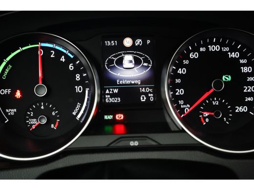 Volkswagen Passat Variant 1.4 TSI PHEV GTE Business | Achteruitrijcamera | Comfortstoel(en) | Matrix LED koplampen ActivLease financial lease