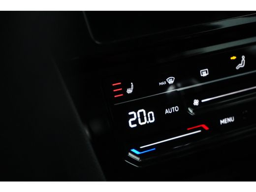 Volkswagen Passat Variant 1.4 TSI PHEV GTE Business | Achteruitrijcamera | Comfortstoel(en) | Matrix LED koplampen ActivLease financial lease