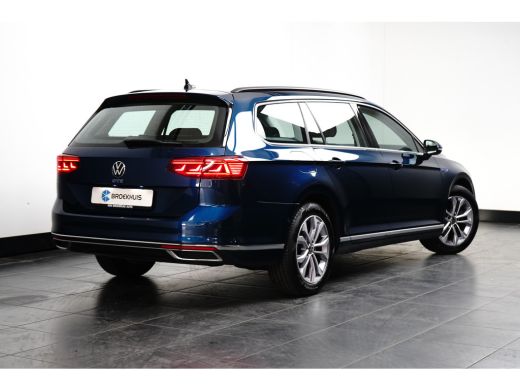Volkswagen Passat Variant 1.4 TSI PHEV GTE Business | Achteruitrijcamera | Comfortstoel(en) | Matrix LED koplampen ActivLease financial lease