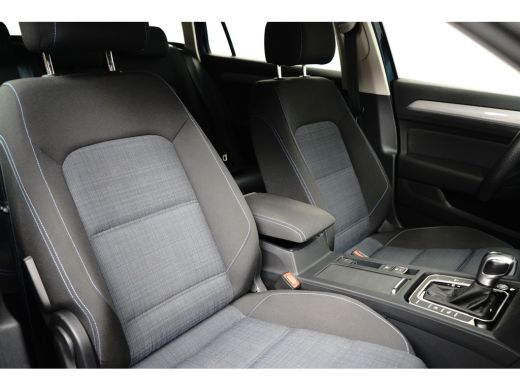 Volkswagen Passat Variant 1.4 TSI PHEV GTE Business | Achteruitrijcamera | Comfortstoel(en) | Matrix LED koplampen ActivLease financial lease