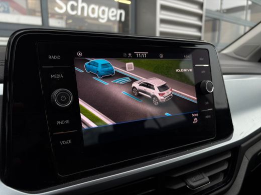 Volkswagen T-Roc 1.0 TSI 110 pk Life | Airco | Parkeersensoren | Apple Carplay | ActivLease financial lease