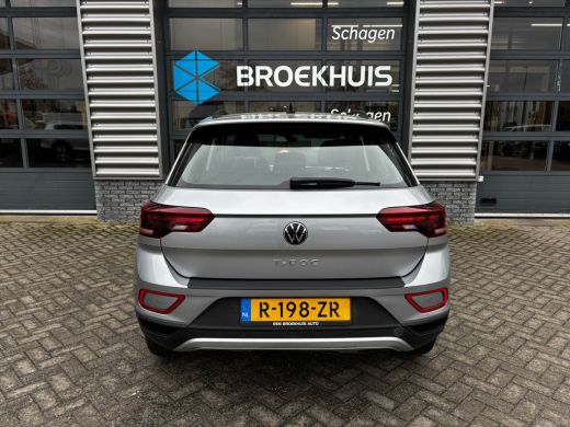 Volkswagen T-Roc 1.0 TSI 110 pk Life | Airco | Parkeersensoren | Apple Carplay | ActivLease financial lease