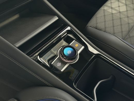 Volkswagen Tayron 1.5 eHybrid 272PK R-LINE TREKHAAK BLACK-STYLE 20''LMV PANO SCHUIFDAK ERGO.STOEL MASSAGE TRAILER.A... ActivLease financial lease