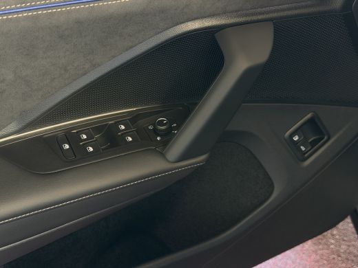 Volkswagen Tayron 1.5 eHybrid 272PK R-LINE TREKHAAK BLACK-STYLE 20''LMV PANO SCHUIFDAK ERGO.STOEL MASSAGE TRAILER.A... ActivLease financial lease