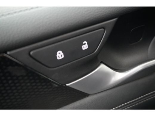 Volkswagen Tiguan 1.5 eTSI 150 pk Life 7-DSG | Wegklapbare Trekhaak | Achteruitrijcamera | Stoel/stuur verwarming | ActivLease financial lease