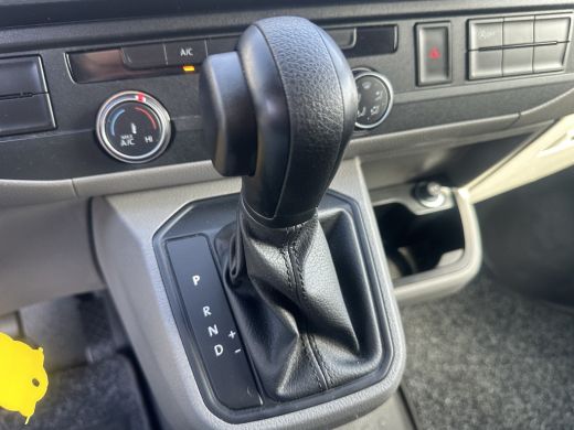 Volkswagen Transporter 2.0 TDI 150 PK DSG AUTOMAAT / L1H1 / 1e EIG. / CRUISE / AIRCO / APPLE CARPLAY / ANDROID AUTO / NA... ActivLease financial lease