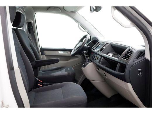 Volkswagen Transporter T6 2.0 TDI E6 Lang D.C. Comfortline Airco/Navi/Achterklep 05-2018 ActivLease financial lease