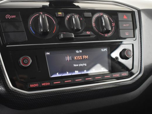 Volkswagen up! 1.0 65 PK | Airco | DAB | Rijstrooksensor | Smartphone integratie | Start/Stop ActivLease financial lease