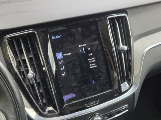 Volvo  V60 Cross Country 2.0 B5 AWD Pro | Massage/ventilatie | Pano | 360 Cam | Head-up | Memory | H&K ActivLease financial lease