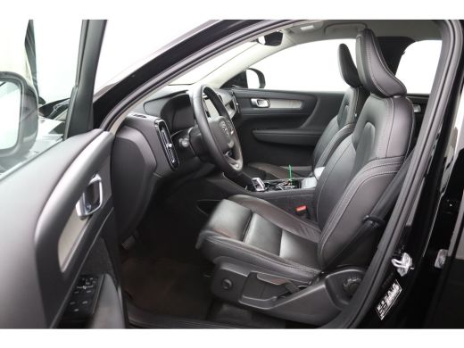 Volvo  XC40 T2 Inscription | Stoel en stuurwielverwarming | Adaptieve Cruise control | Lederen bekleding | Pa... ActivLease financial lease