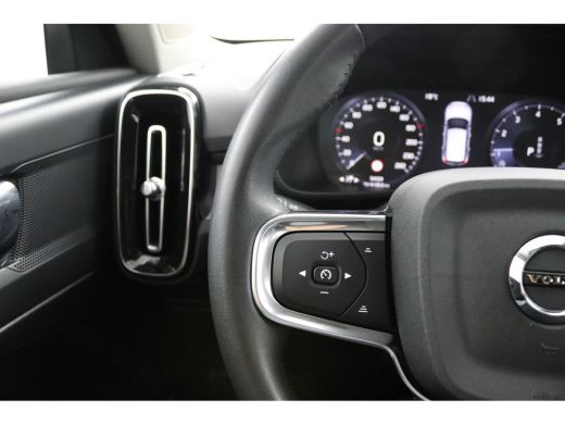 Volvo  XC40 T2 Inscription | Stoel en stuurwielverwarming | Adaptieve Cruise control | Lederen bekleding | Pa... ActivLease financial lease