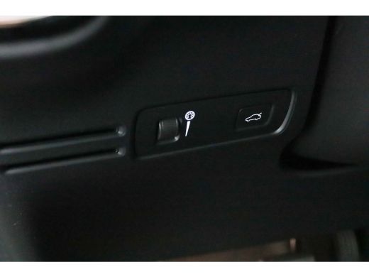 Volvo  XC40 T2 Inscription | Stoel en stuurwielverwarming | Adaptieve Cruise control | Lederen bekleding | Pa... ActivLease financial lease