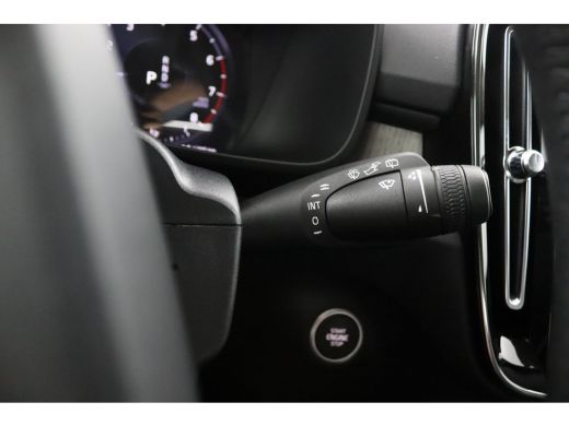 Volvo  XC40 T2 Inscription | Stoel en stuurwielverwarming | Adaptieve Cruise control | Lederen bekleding | Pa... ActivLease financial lease
