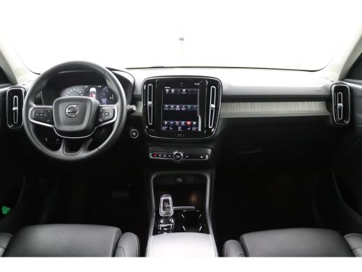 Volvo  XC40 T2 Inscription | Stoel en stuurwielverwarming | Adaptieve Cruise control | Lederen bekleding | Pa... ActivLease financial lease