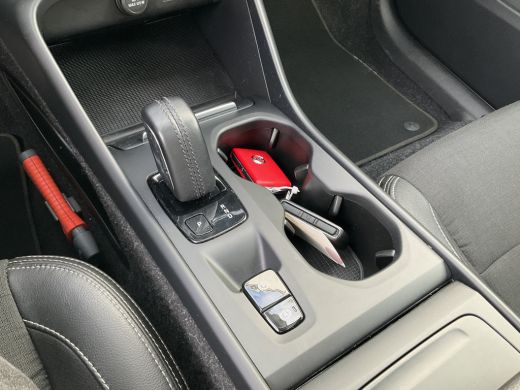 Volvo  XC40 1.5 T3 Momentum Pro Panoramadak Hoge zit Trekhaak(tegen meerprijs) ActivLease financial lease