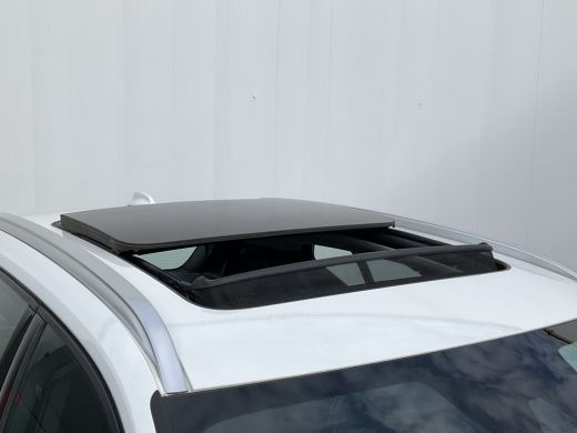 Volvo  XC40 1.5 T3 Momentum Pro Panoramadak Hoge zit Trekhaak(tegen meerprijs) ActivLease financial lease