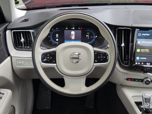 Volvo  XC60 2.0 T6 Plug-in hybrid AWD Inscription | Trekhaak | Pano | Harman/Kardon | Memory ActivLease financial lease