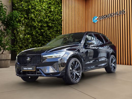 Volvo  XC60 2.0 T6 Plug-in hybrid AWD Plus Black Edition | Trekhaak | Harman/Kardon | Pano | Memory