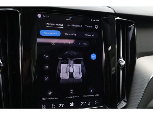 Volvo  XC60 2.0 T6 Plug-in hybrid AWD Plus Dark | BLIS | Trekhaak | Leder | 360cam | ActivLease financial lease