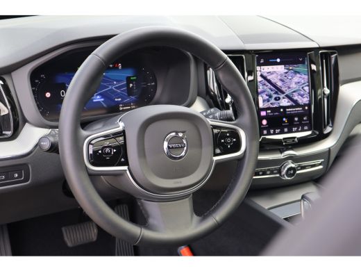 Volvo  XC60 2.0 T6 Plug-in hybrid AWD Plus Dark | BLIS | Trekhaak | Leder | 360cam | ActivLease financial lease
