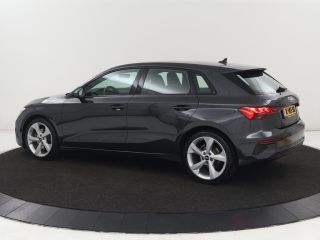 Audi A3 30 TFSI Business edition | Carplay | Sportstoelen | Virtual Cockpit | Full LED | Audi Sound | Cli...