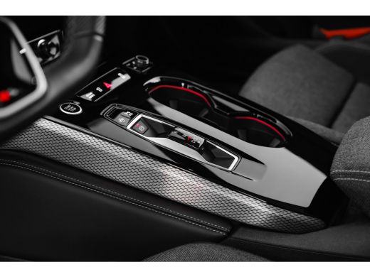 Audi A5 Avant 2.0 e-hybrid quattro S edition | Panoramadak | 360 camera | Passenger Display | Stoelverwar... ActivLease financial lease