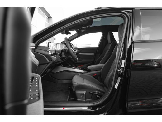 Audi A5 Avant 2.0 e-hybrid quattro S edition | Panoramadak | 360 camera | Passenger Display | Stoelverwar... ActivLease financial lease
