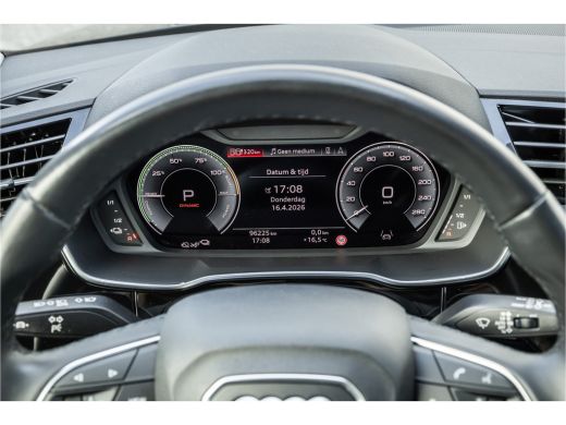 Audi Q3 45 TFSI e Advanced Edition Leder / Adaptieve cruise / Camera / ActivLease financial lease