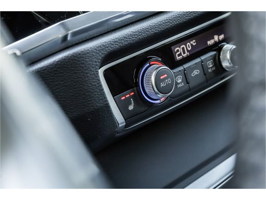 Audi Q3 45 TFSI e Advanced Edition Leder / Adaptieve cruise / Camera / ActivLease financial lease