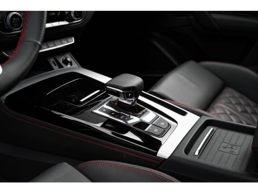 Audi Q5 50 TFSI e S edition Competition 299 PK | Trekhaak | Panoramadak | Elek. Verstelbare Voorstoelen M... ActivLease financial lease