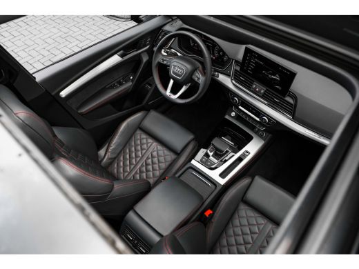 Audi Q5 50 TFSI e S edition Competition 299 PK | Trekhaak | Panoramadak | Elek. Verstelbare Voorstoelen M... ActivLease financial lease