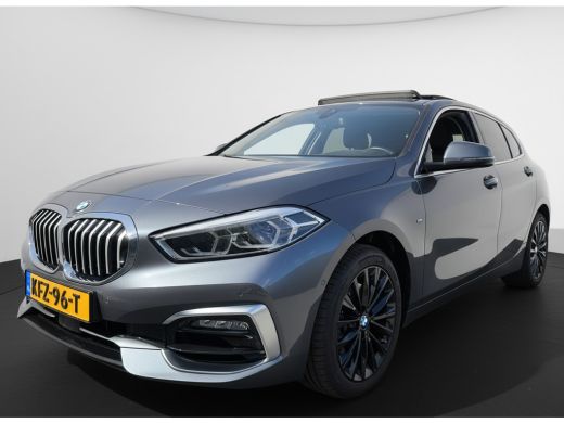 BMW 1 Serie 118i 136PK AUT. HIGH EXECUTIVE TREKHAAK/LEDER/PANORAMADAK ActivLease financial lease