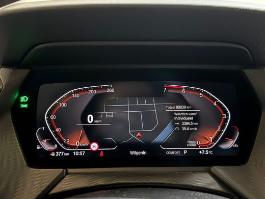 BMW 1 Serie 118i 136PK AUT. HIGH EXECUTIVE TREKHAAK/LEDER/PANORAMADAK ActivLease financial lease