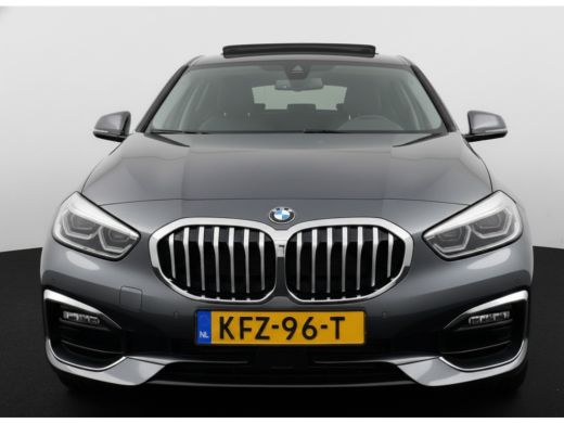 BMW 1 Serie 118i 136PK AUT. HIGH EXECUTIVE TREKHAAK/LEDER/PANORAMADAK ActivLease financial lease